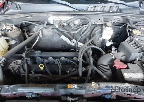 2009 Ford Escape Xlt из США, поврежденный, VIN 1FMCU93769KA81176